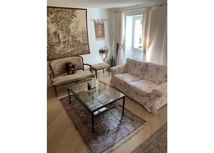 بيت للعطل Auf Burg Brione sopra Minusio